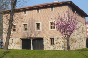 Casa Torre de Urizar